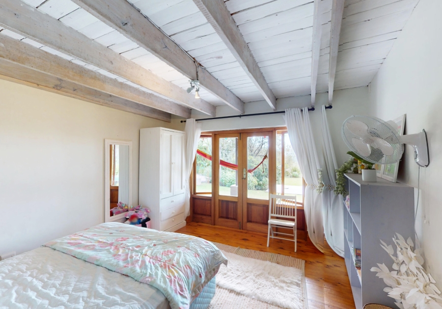 To Let 5 Bedroom Property for Rent in Rheenendal Western Cape